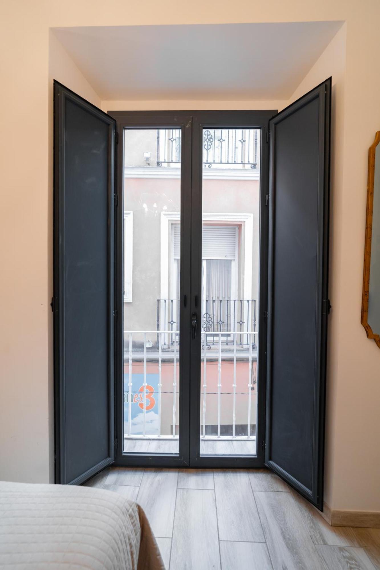 Center Suites San Eloy إشبيلية المظهر الخارجي الصورة